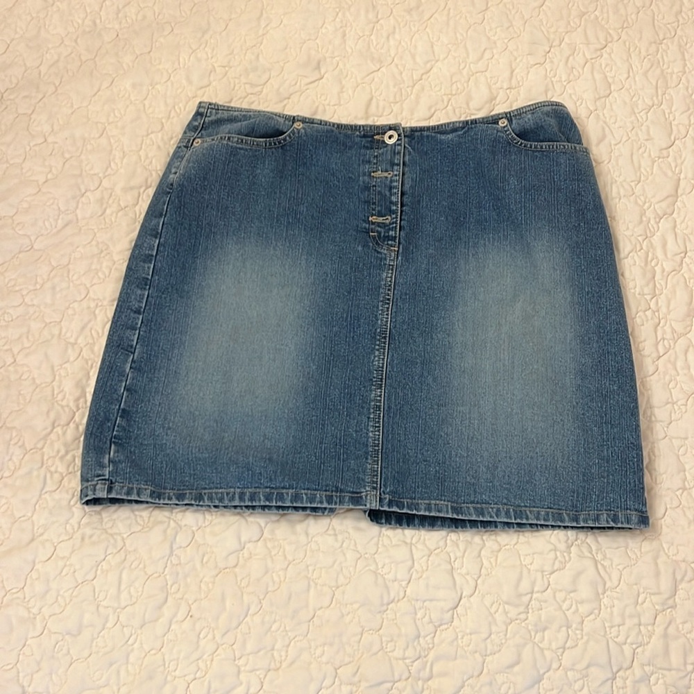 Ann taylor denim skirt size 14